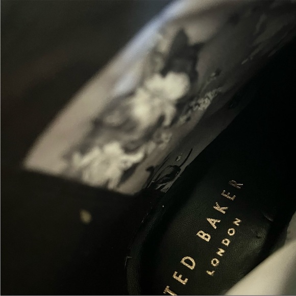 NWT Ted Baker London Kasidy Stacked Heel Leather Ankle Bootie - Picture 14 of 15